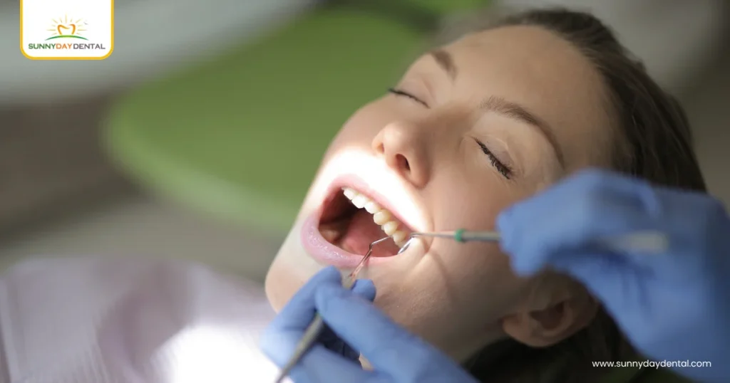 How Dentists Evaluate for Oral Cancer